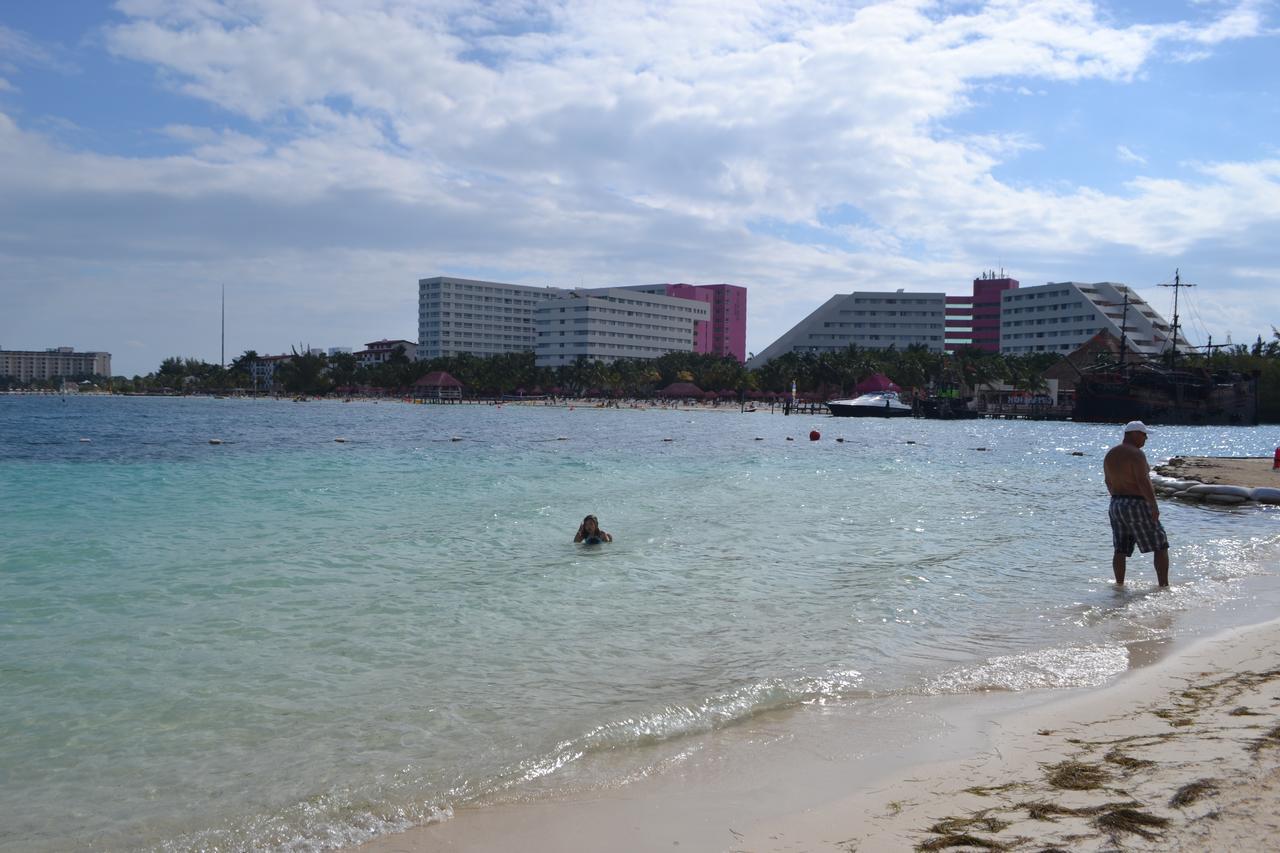 Bella Beach Condo Vacation 2 bedrooms Cancún Buitenkant foto